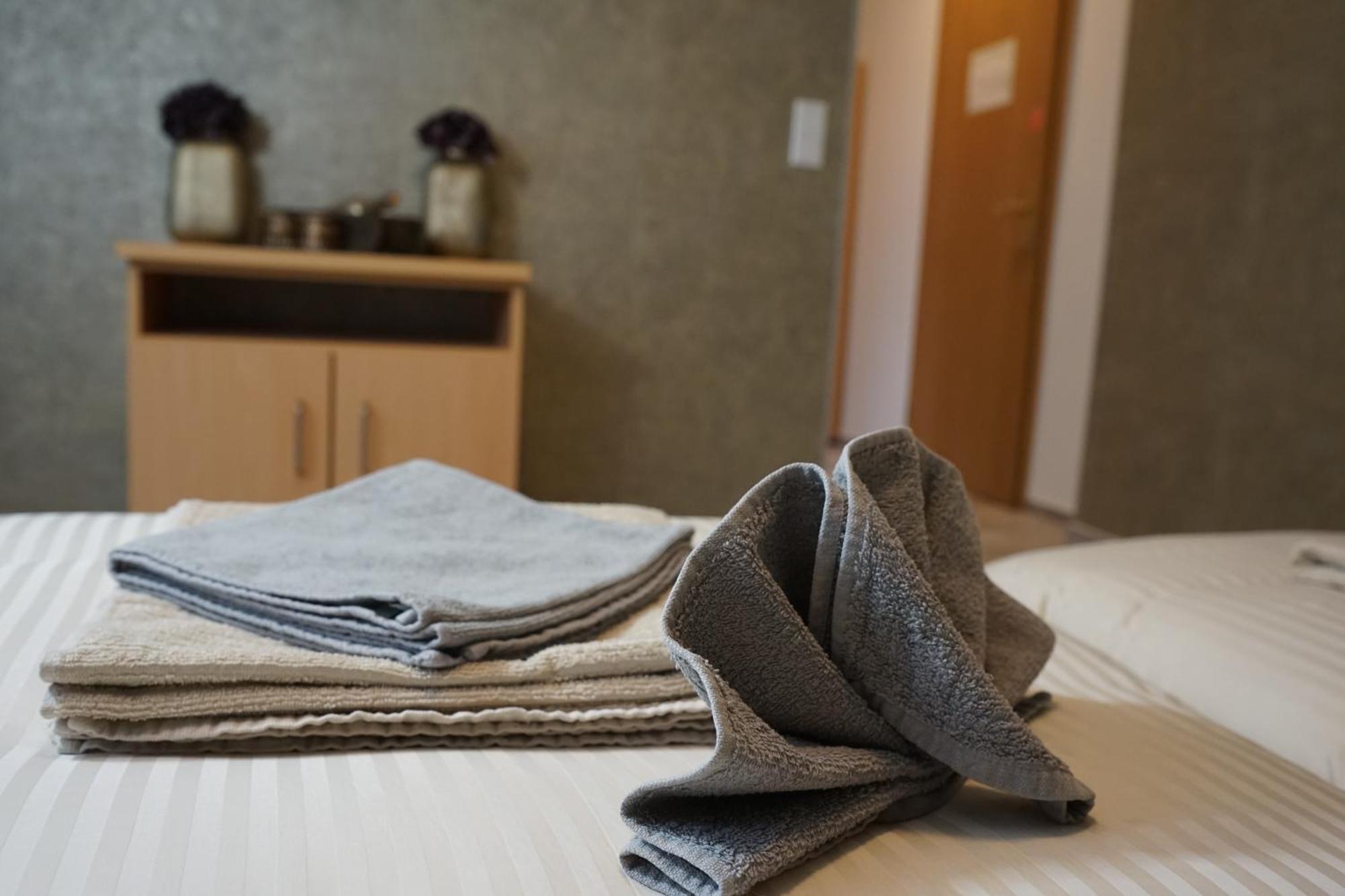 Hotel Hubertushof Lichtenau  Екстериор снимка