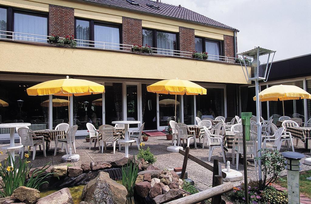 Hotel Hubertushof Lichtenau  Екстериор снимка